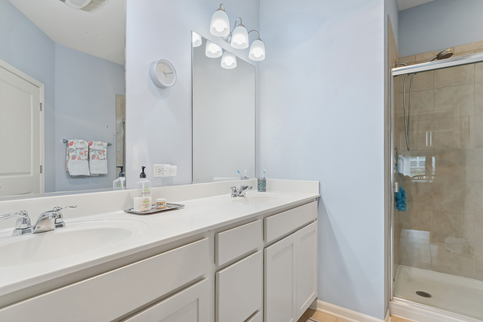 2604 Avondale Circle #4492, Naperville, IL 60564