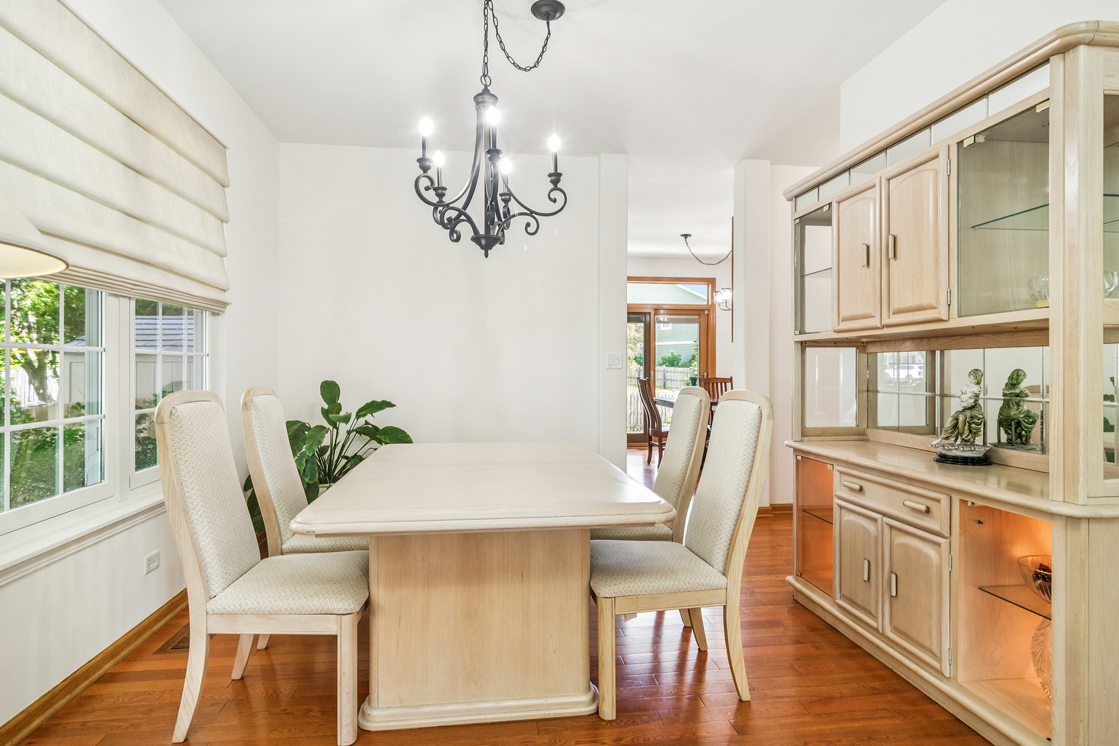 632 E Delgado Drive, Palatine, IL 60074