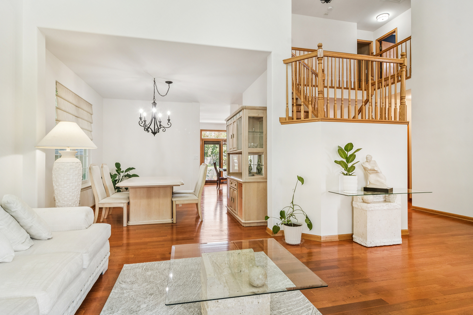 632 E Delgado Drive, Palatine, IL 60074