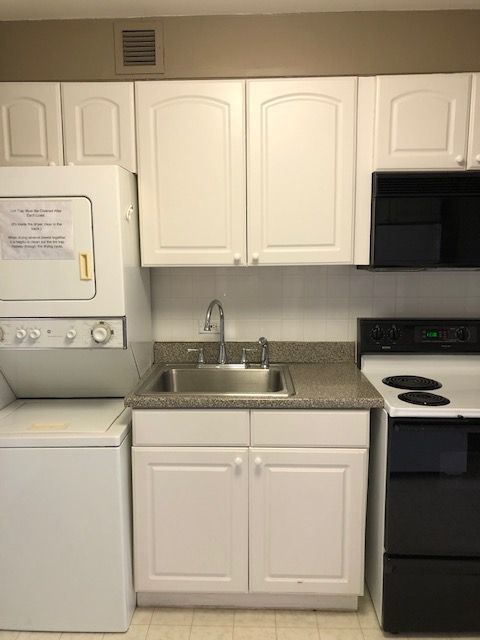 601 E 32nd Street #1008, Chicago, IL 60616