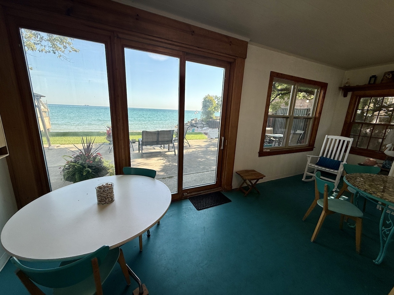 2666 E 73rd Street #4W, Chicago, IL 60649