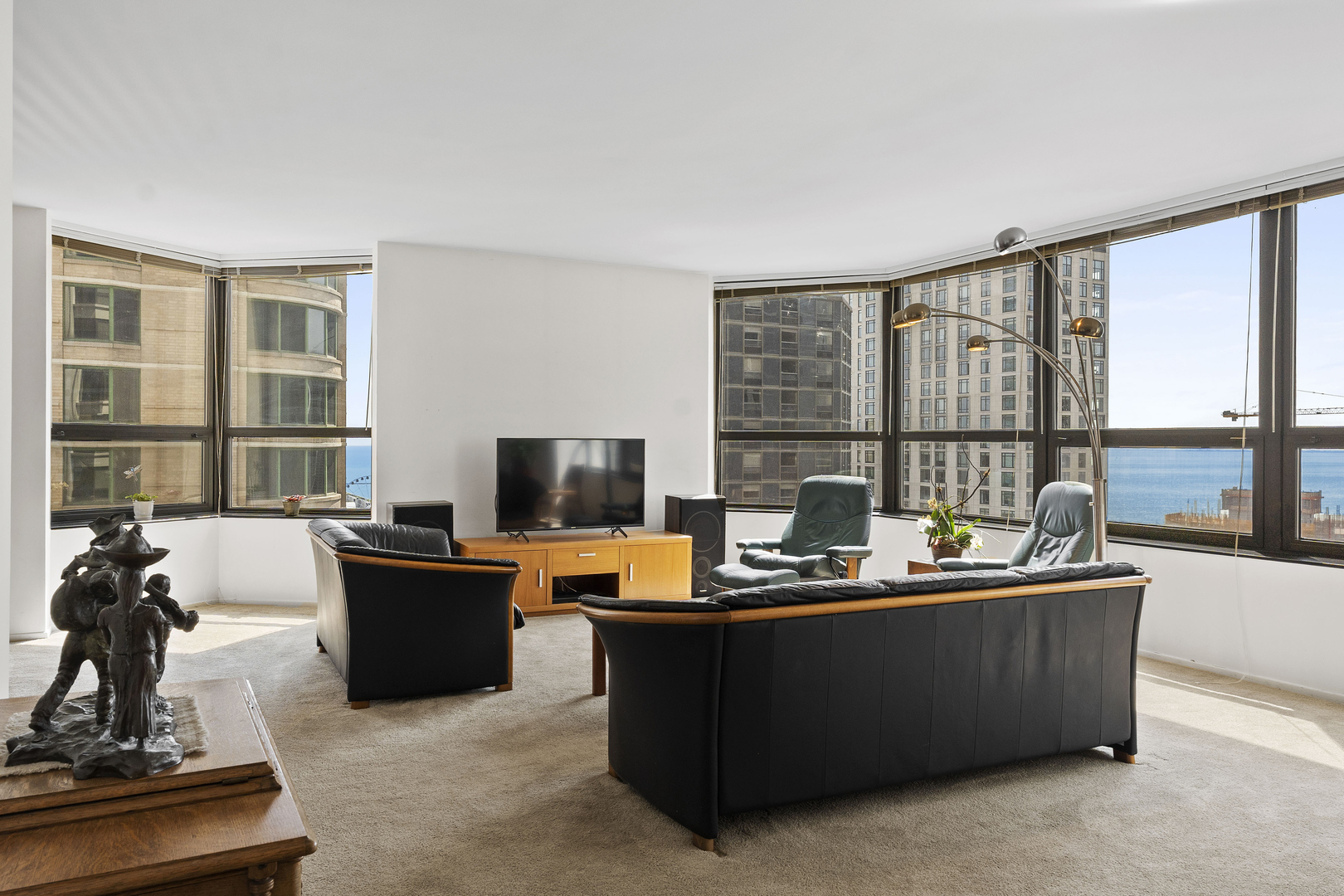 400 E Ohio Street #3203, Chicago, IL 60611