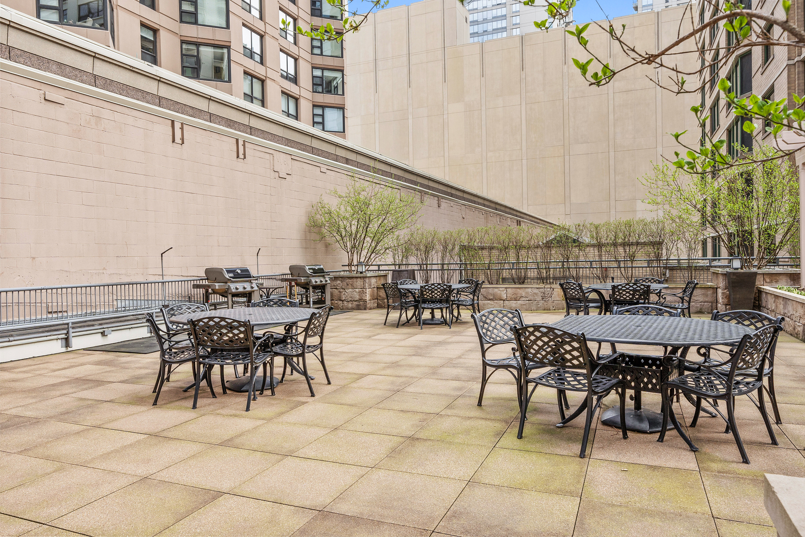 400 E Ohio Street #3203, Chicago, IL 60611