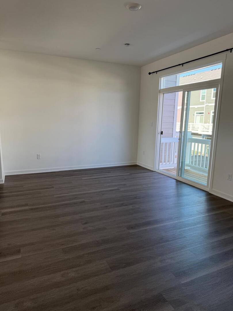 2167 Yellowstone Boulevard, Mundelein, IL 60060