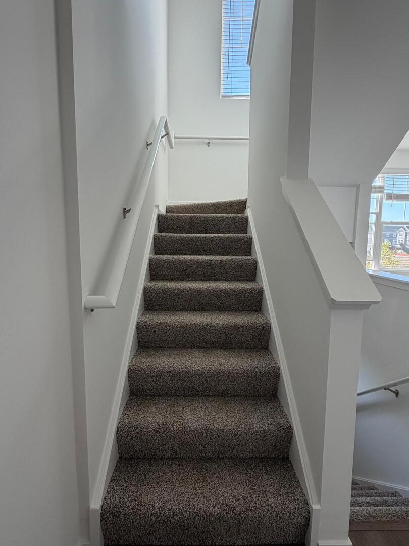 2167 Yellowstone Boulevard, Mundelein, IL 60060