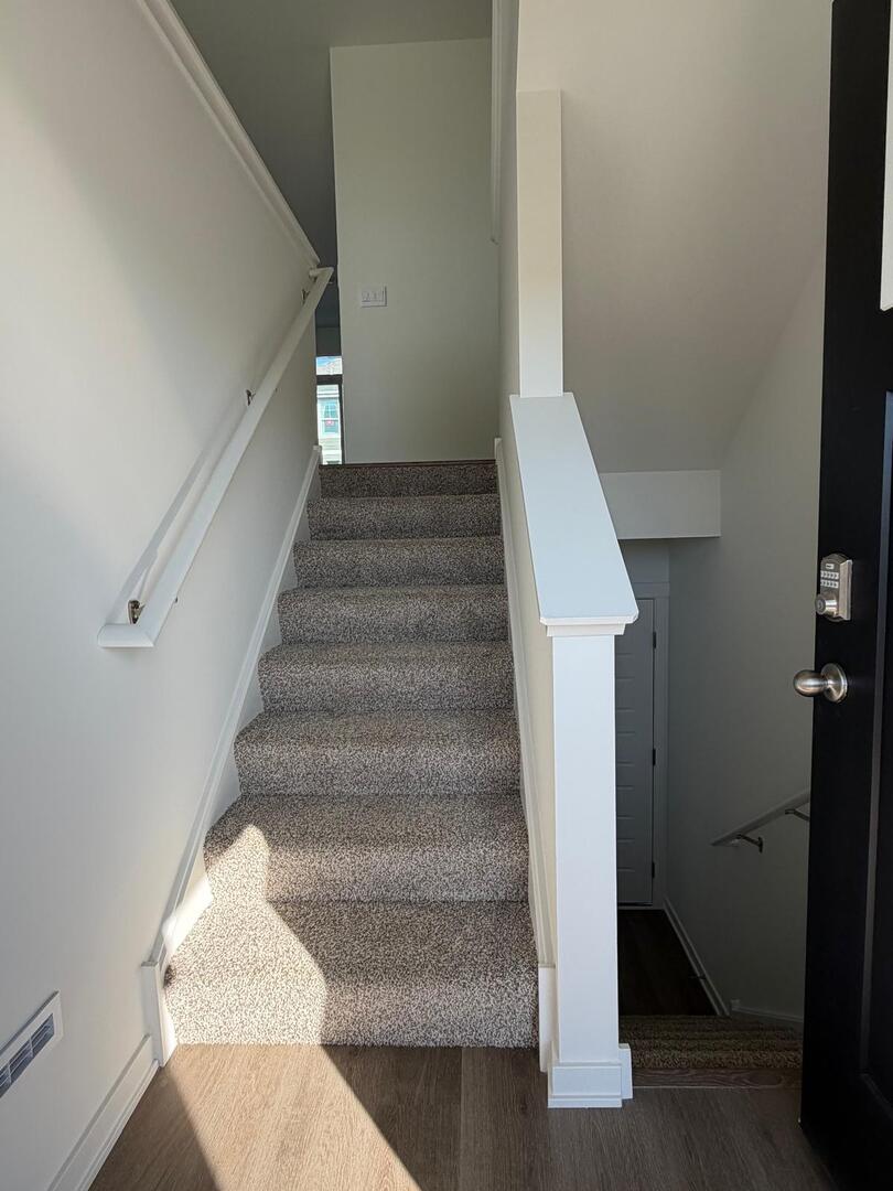 2167 Yellowstone Boulevard, Mundelein, IL 60060