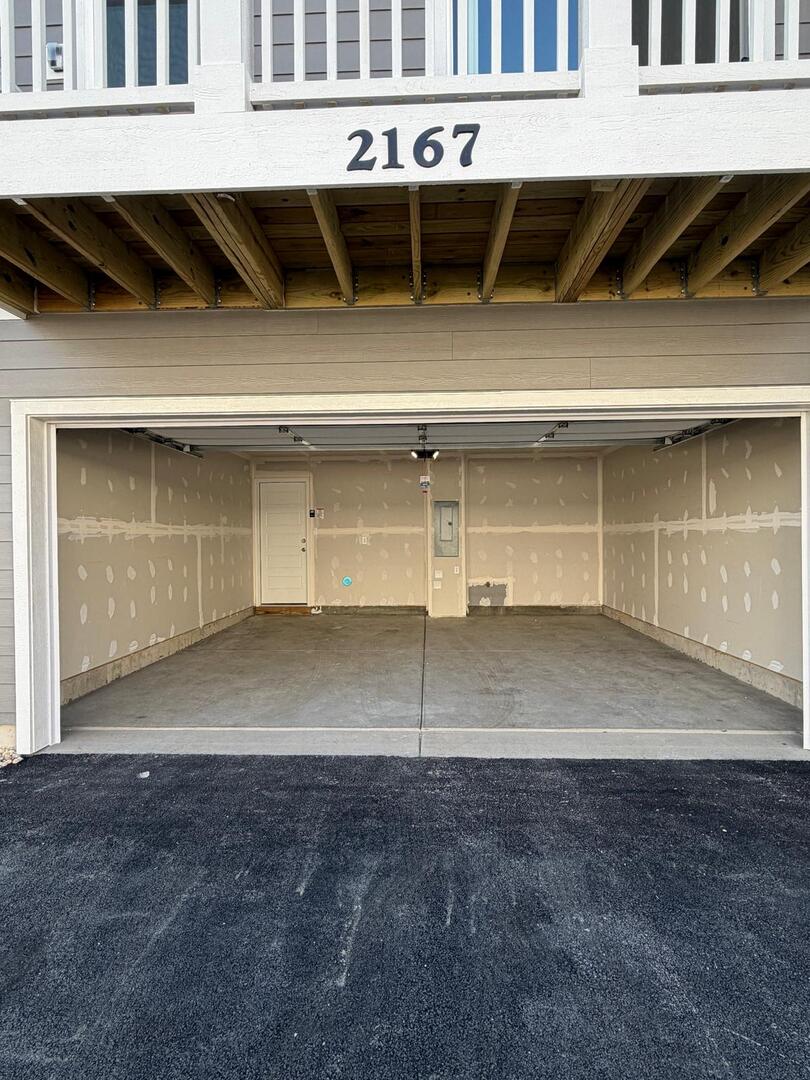 2167 Yellowstone Boulevard, Mundelein, IL 60060