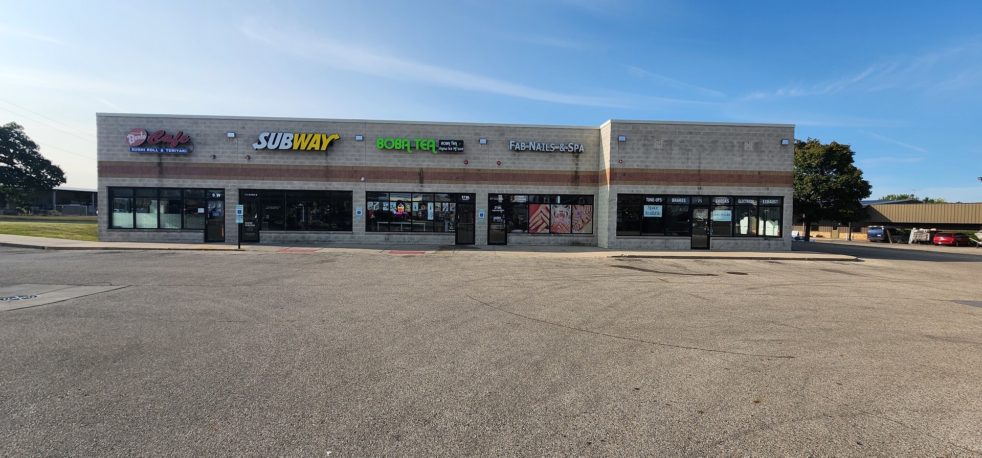 25 W Belvidere Road, Hainesville, IL 60030