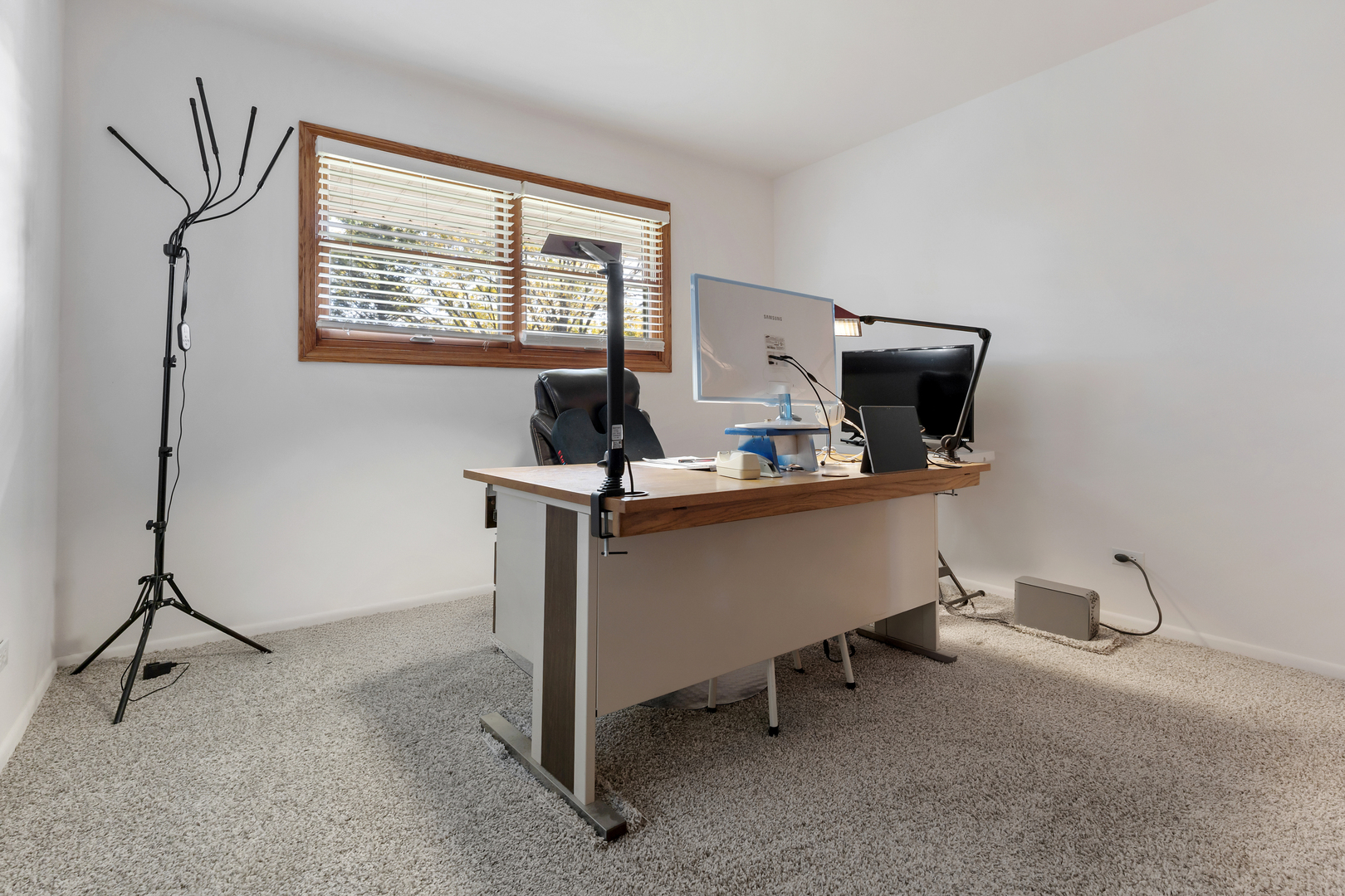 1811 N Aspen Drive, Mount Prospect, IL 60056