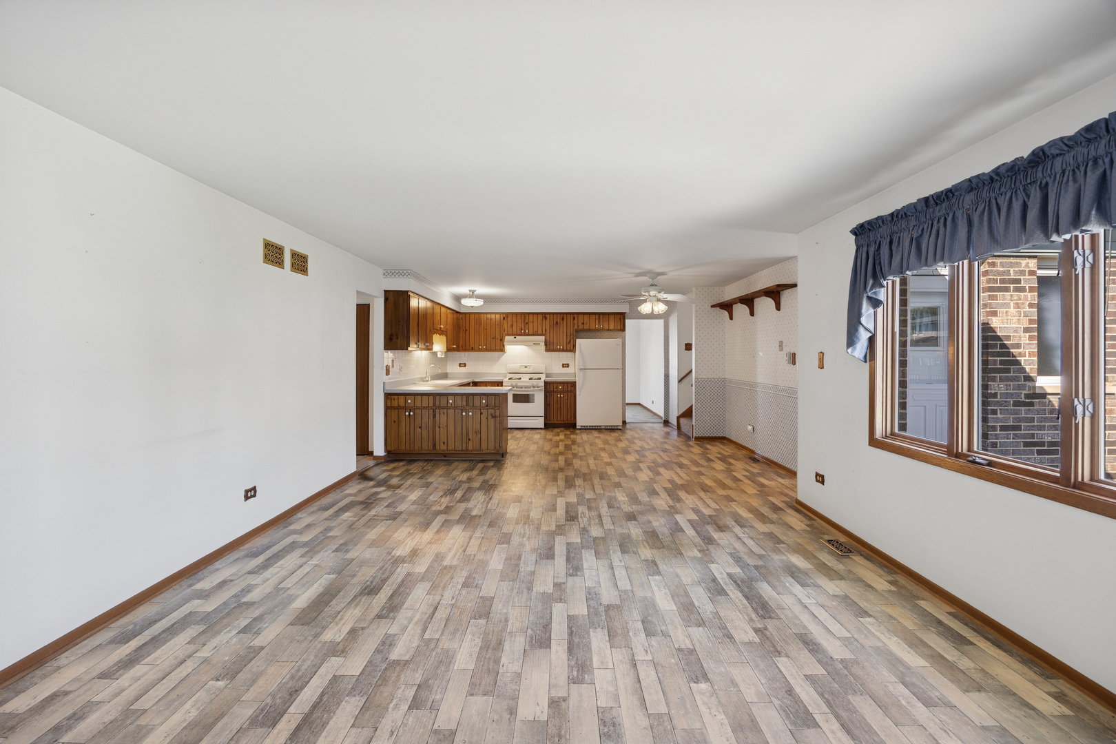 8336 169th Street, Tinley Park, IL 60477