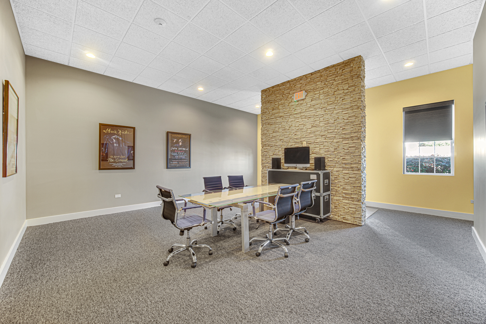 40W147 Campton Crossings Drive, Campton Hills, IL 60175