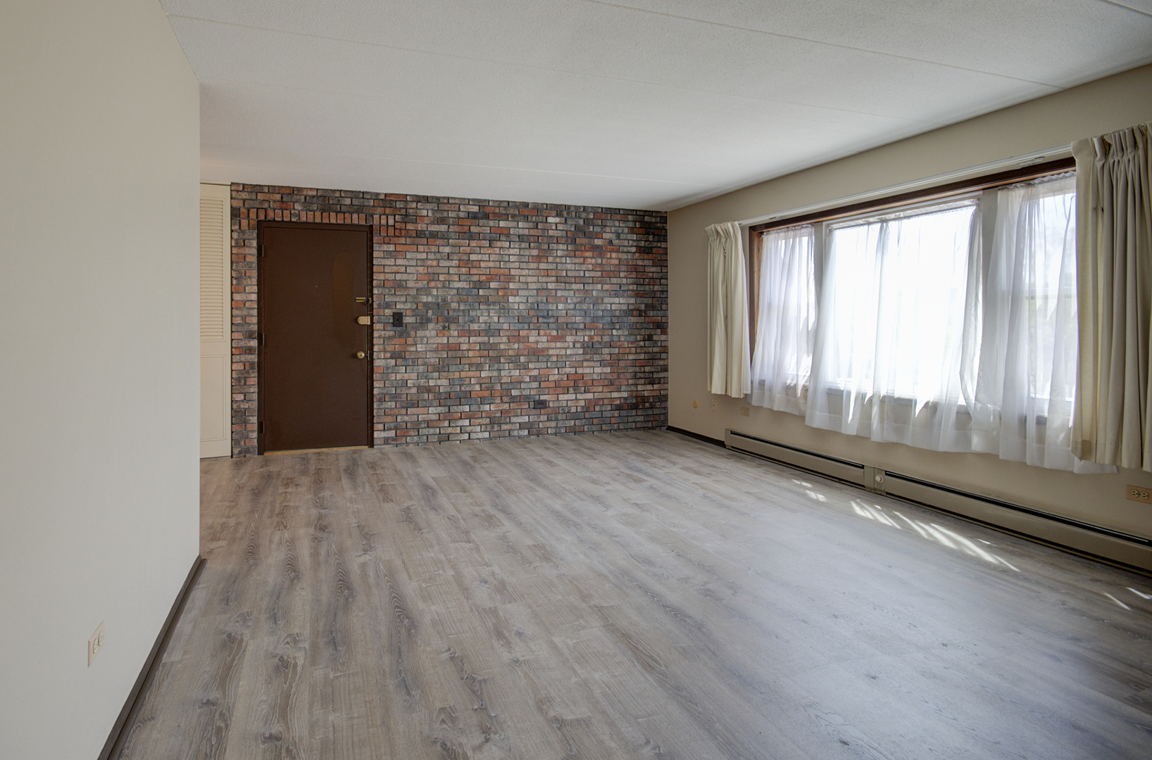 1608 Richmond Circle #7, Joliet, IL 60435