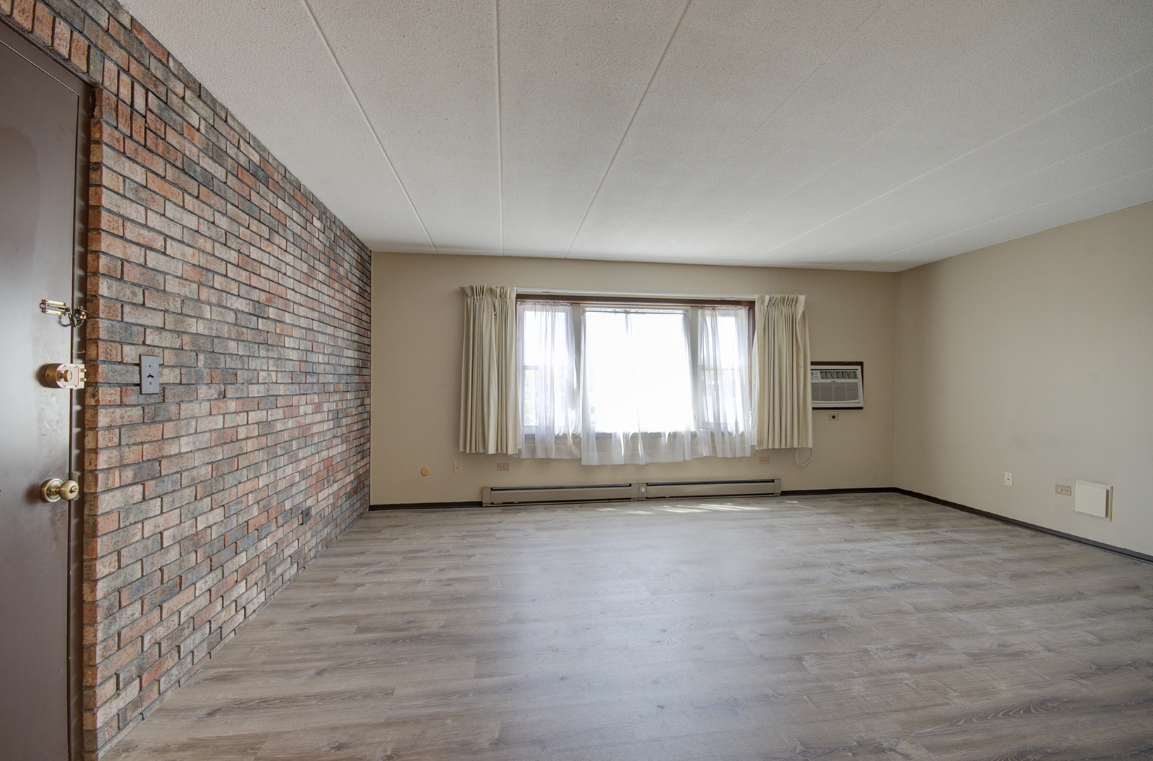 1608 Richmond Circle #7, Joliet, IL 60435