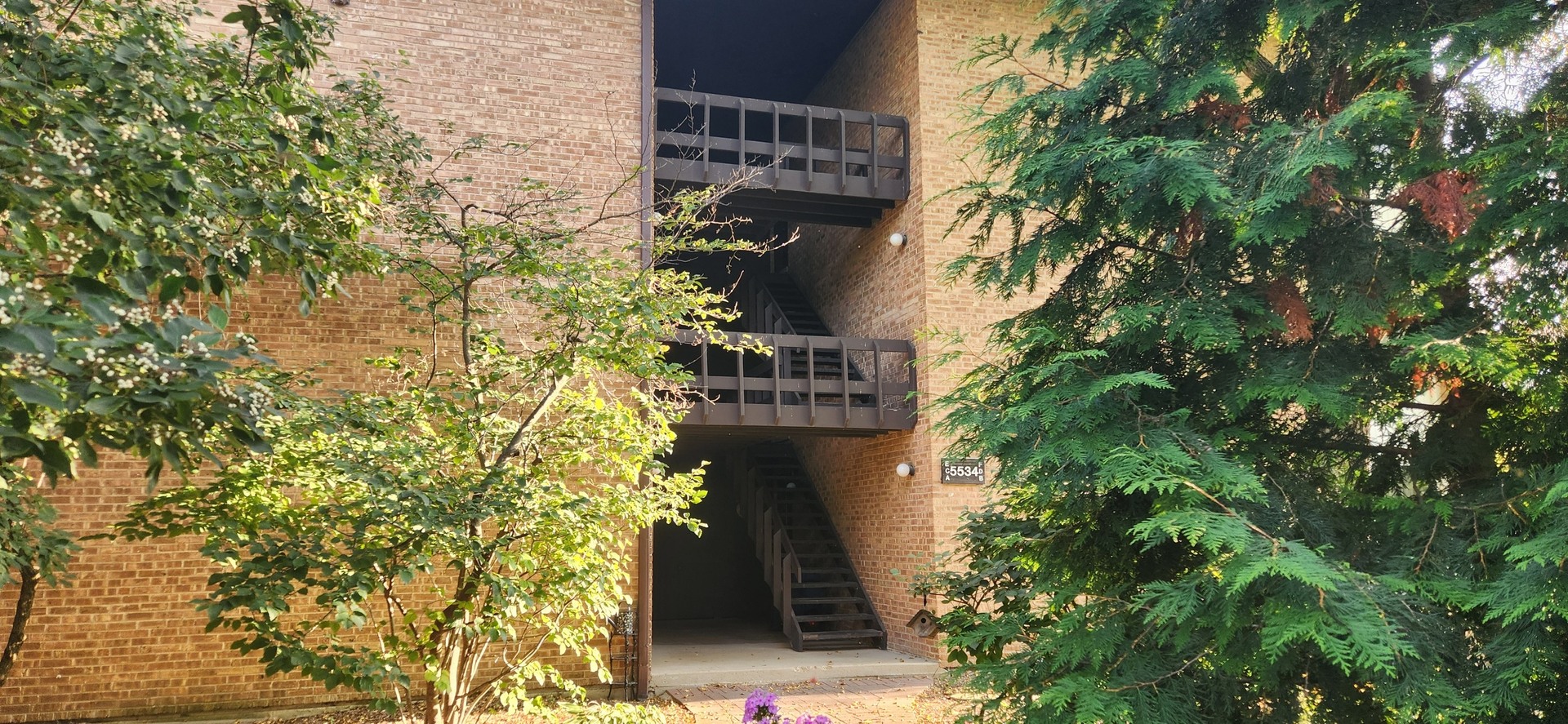 5542 E Lake Drive #E, Lisle, IL 60532