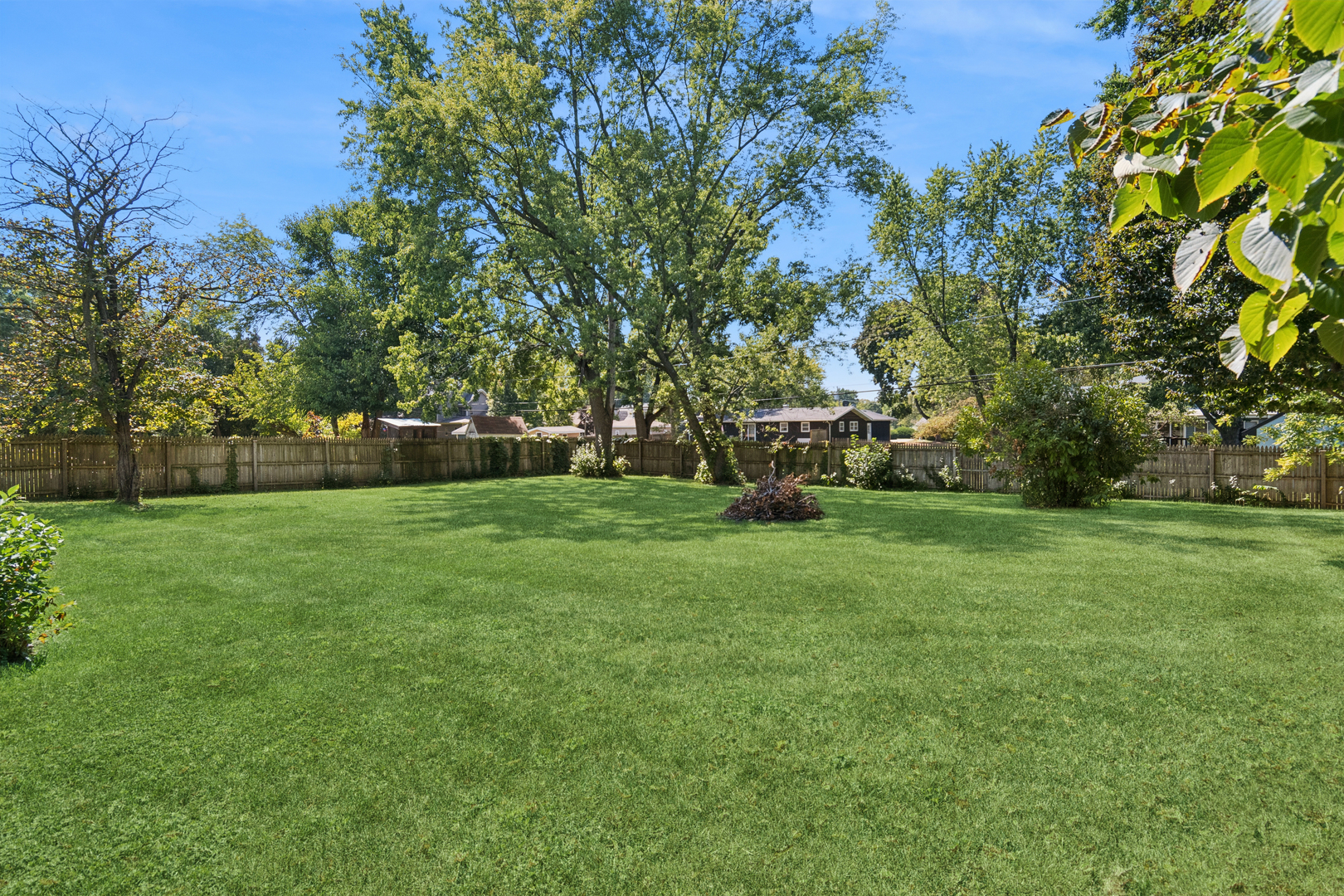 29W715 Branch Avenue, Warrenville, IL 60555