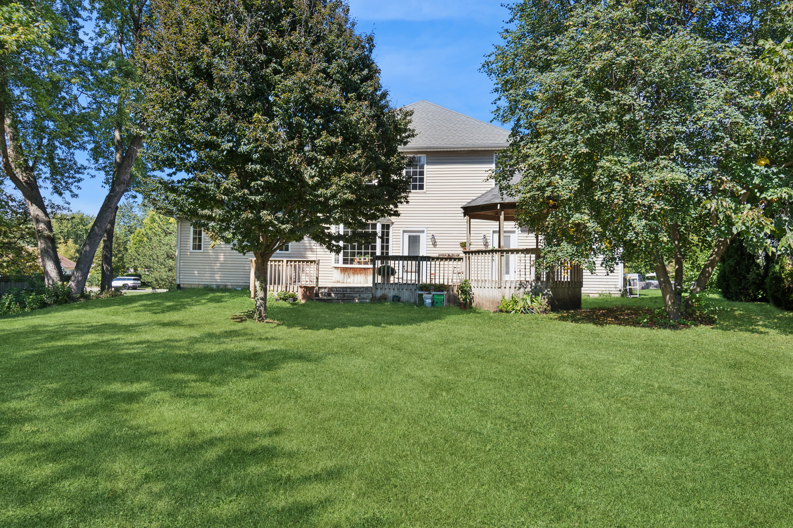 29W715 Branch Avenue, Warrenville, IL 60555