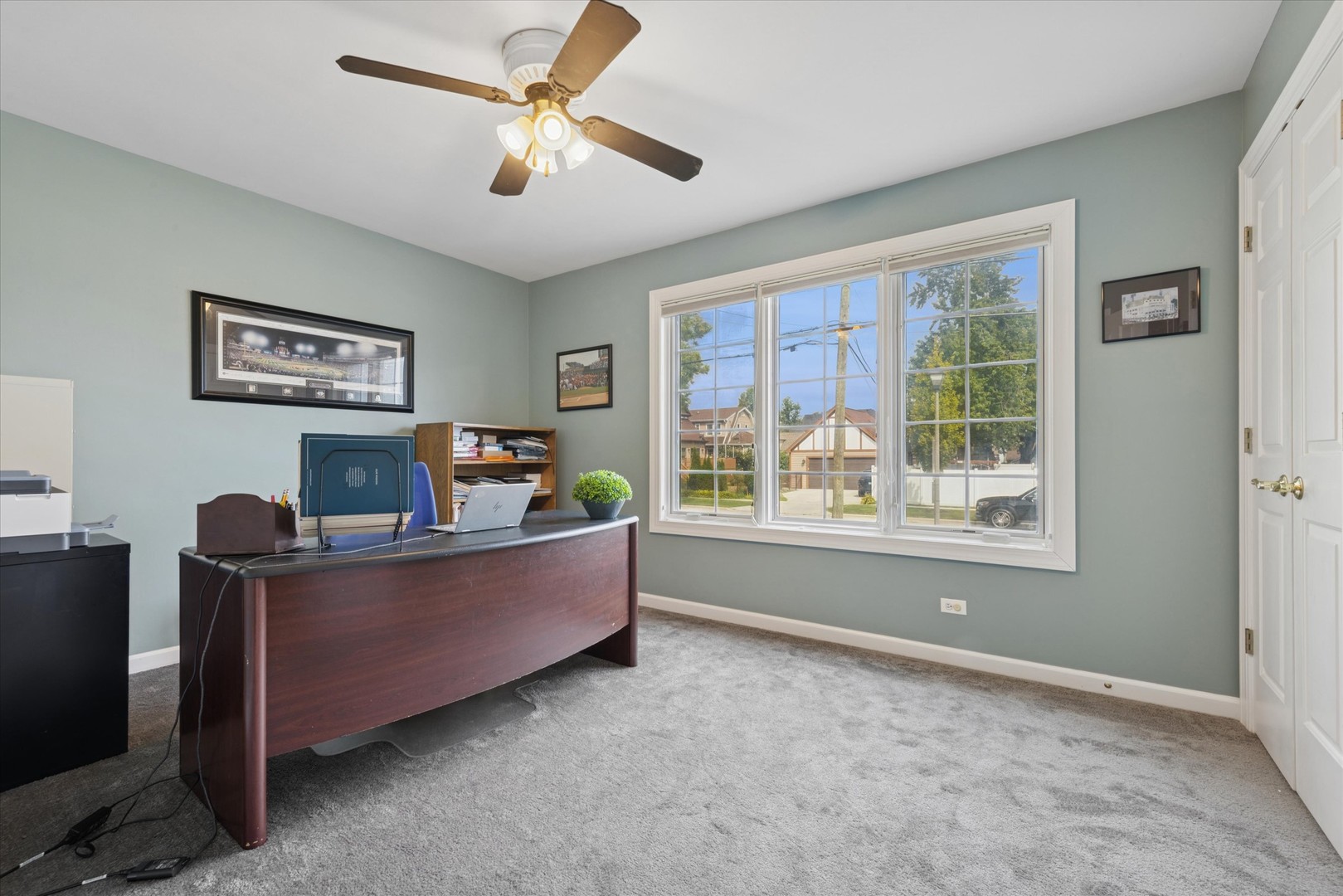 300 E Crescent Avenue, Elmhurst, IL 60126