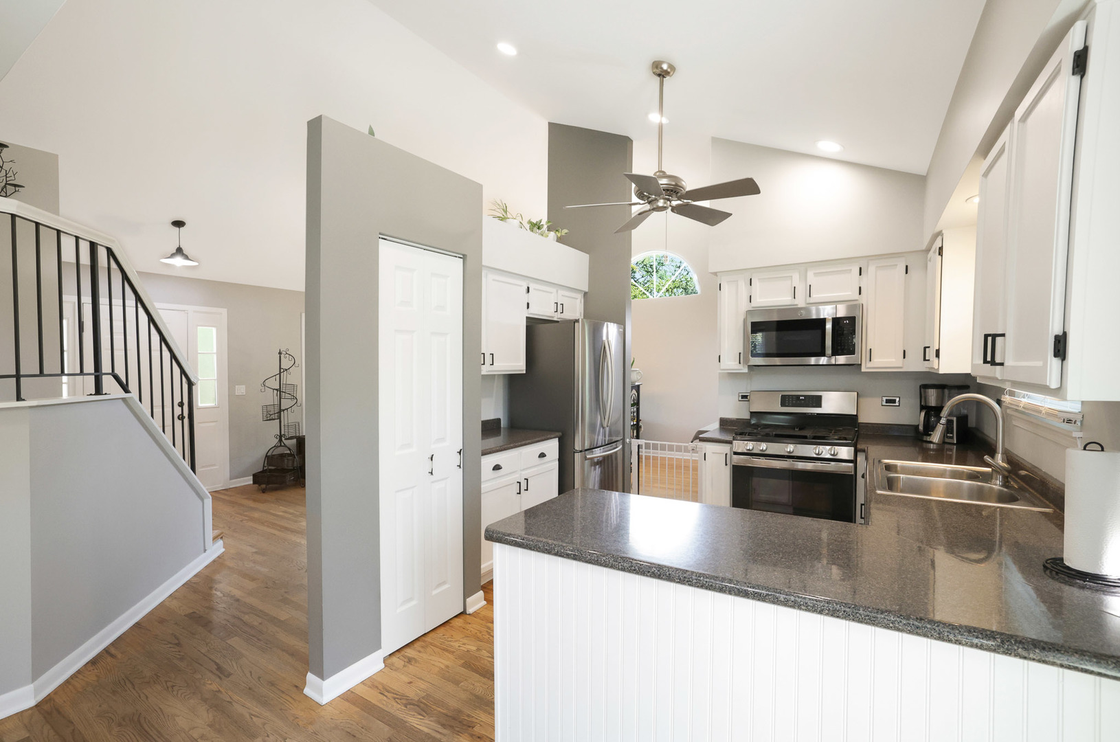 1384 Northgate Drive, Bartlett, IL 60103