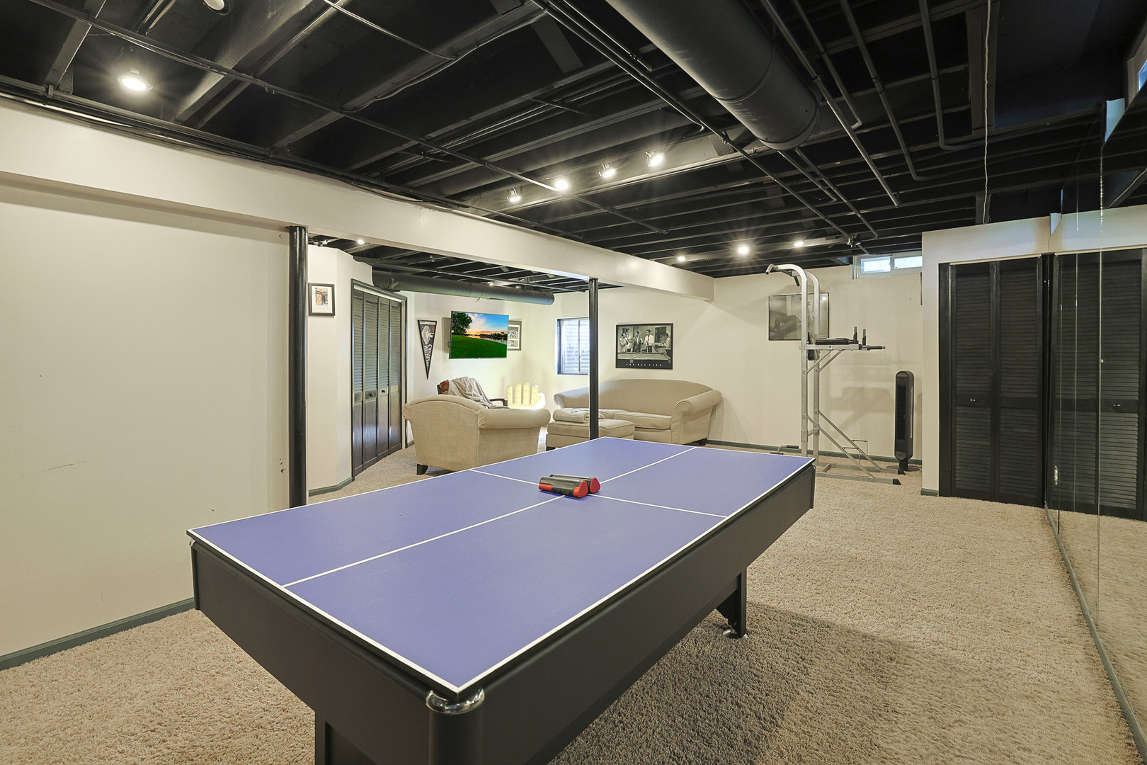 1384 Northgate Drive, Bartlett, IL 60103