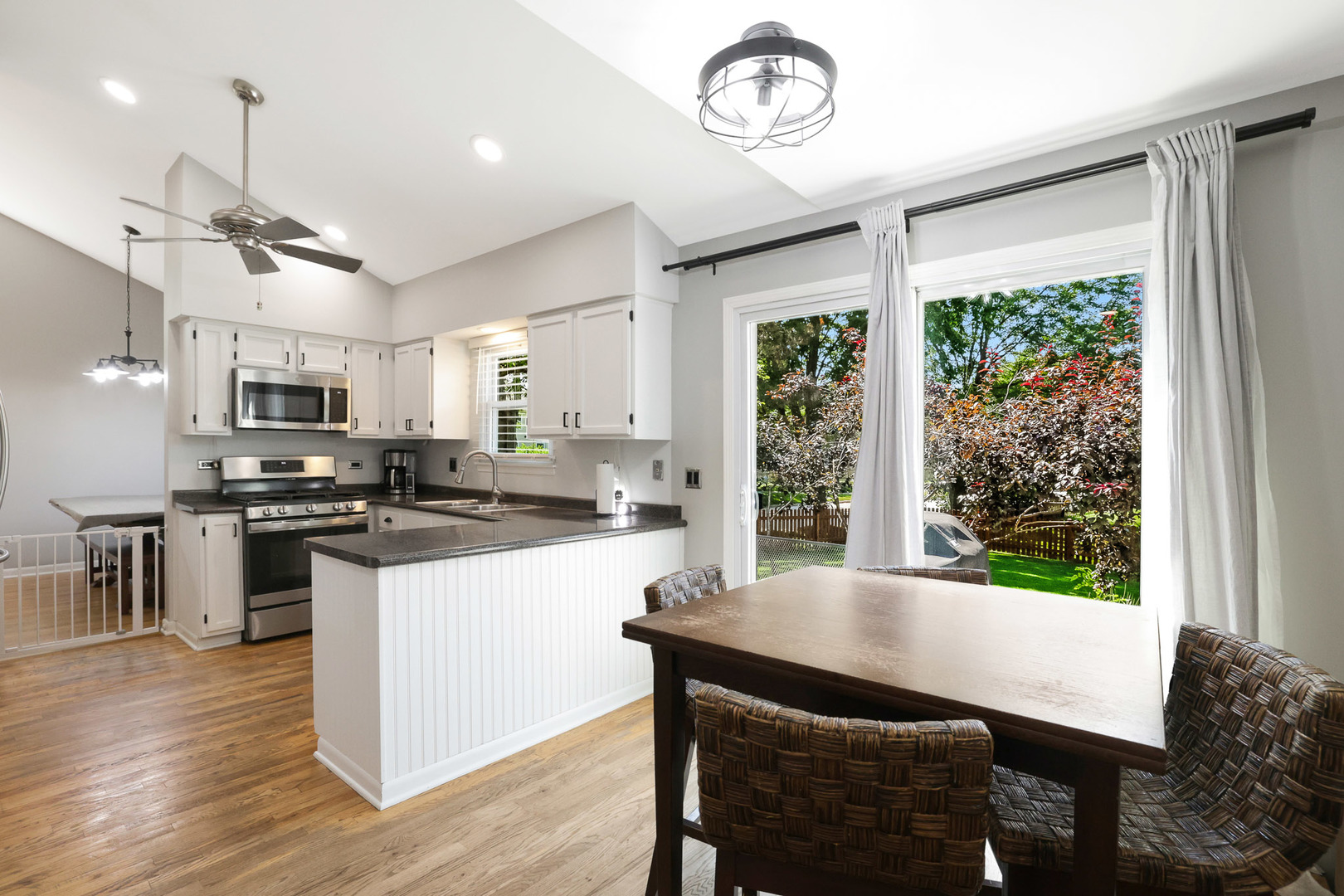 1384 Northgate Drive, Bartlett, IL 60103