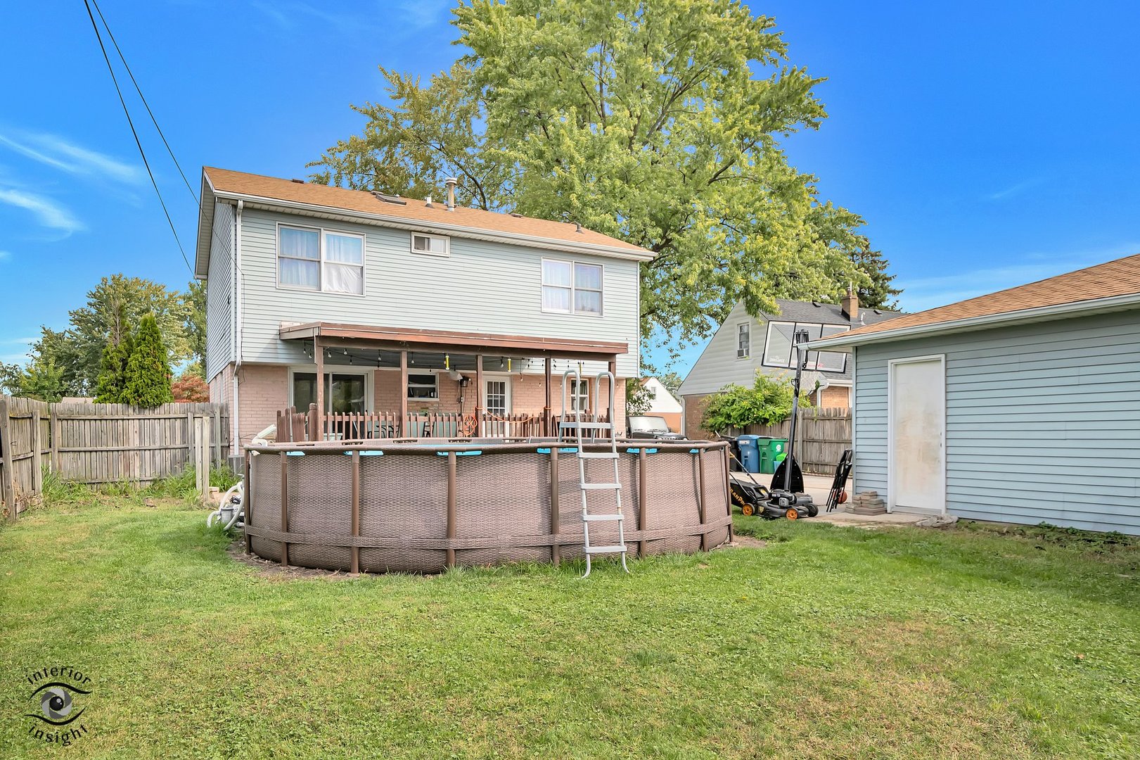 7743 Columbia Drive, Bridgeview, IL 60455