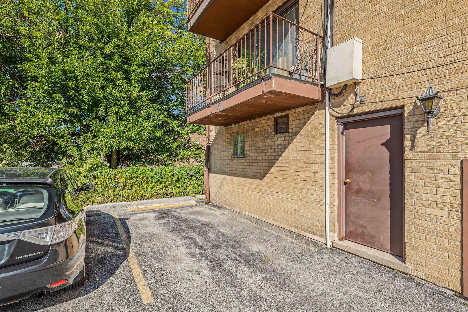 1279 Harding Avenue #2B, Des Plaines, IL 60016