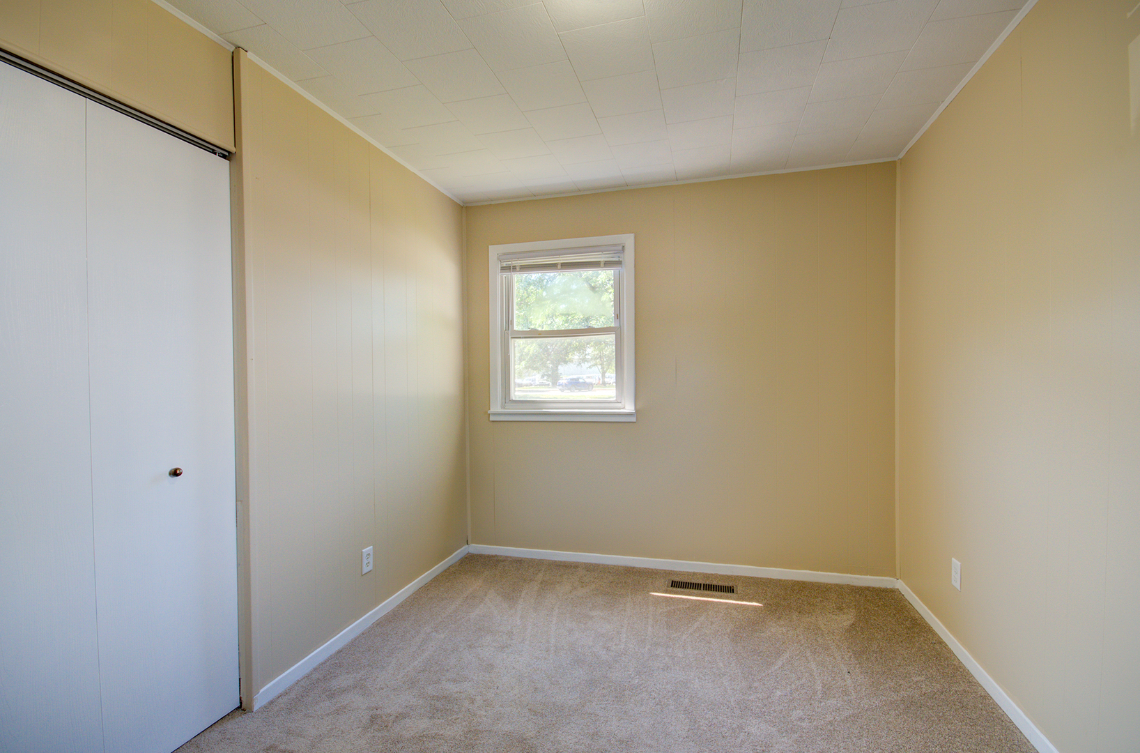 2005 Mcdonough Street, Joliet, IL 60436