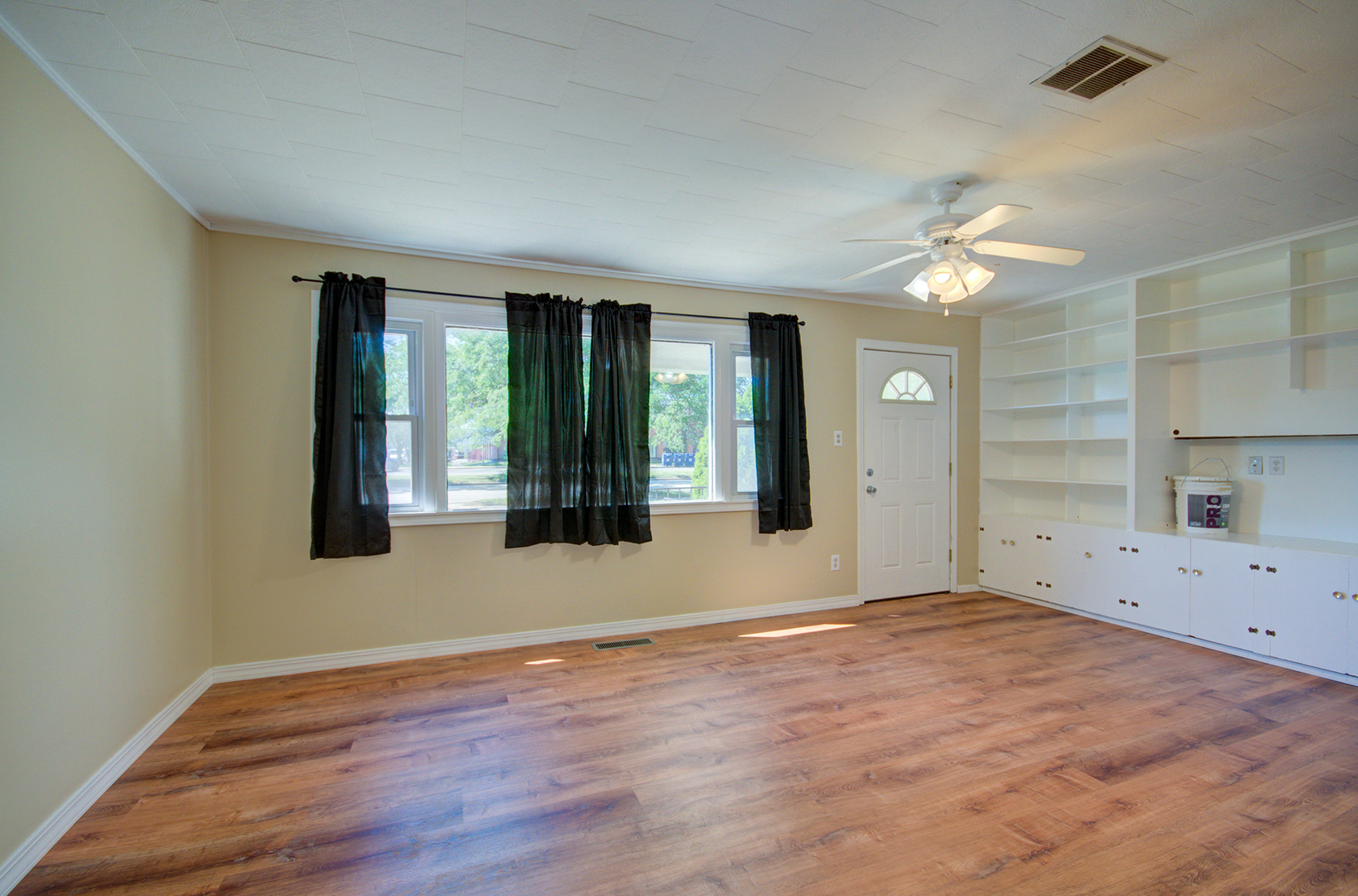 2005 Mcdonough Street, Joliet, IL 60436