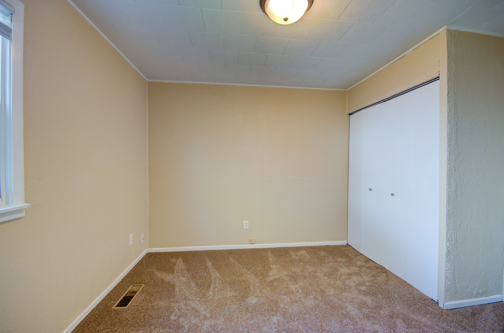 2005 Mcdonough Street, Joliet, IL 60436