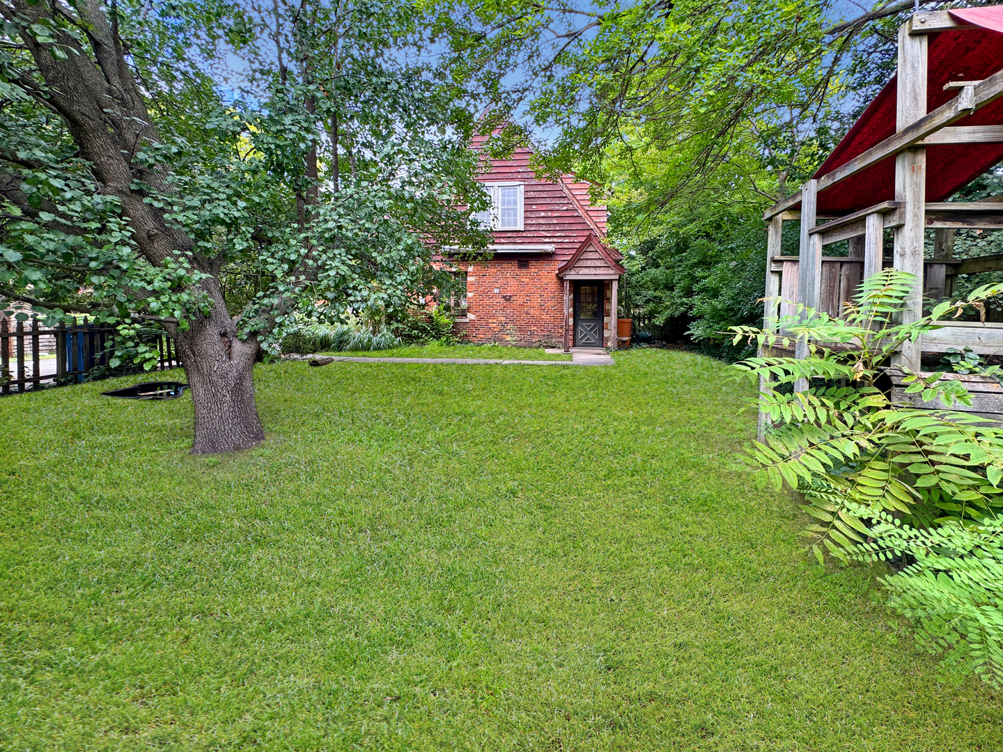 144 Country Club Road, Chicago Heights, IL 60411