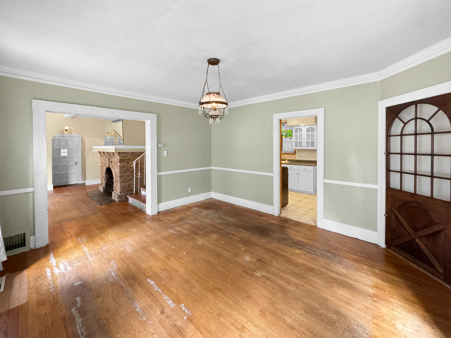144 Country Club Road, Chicago Heights, IL 60411