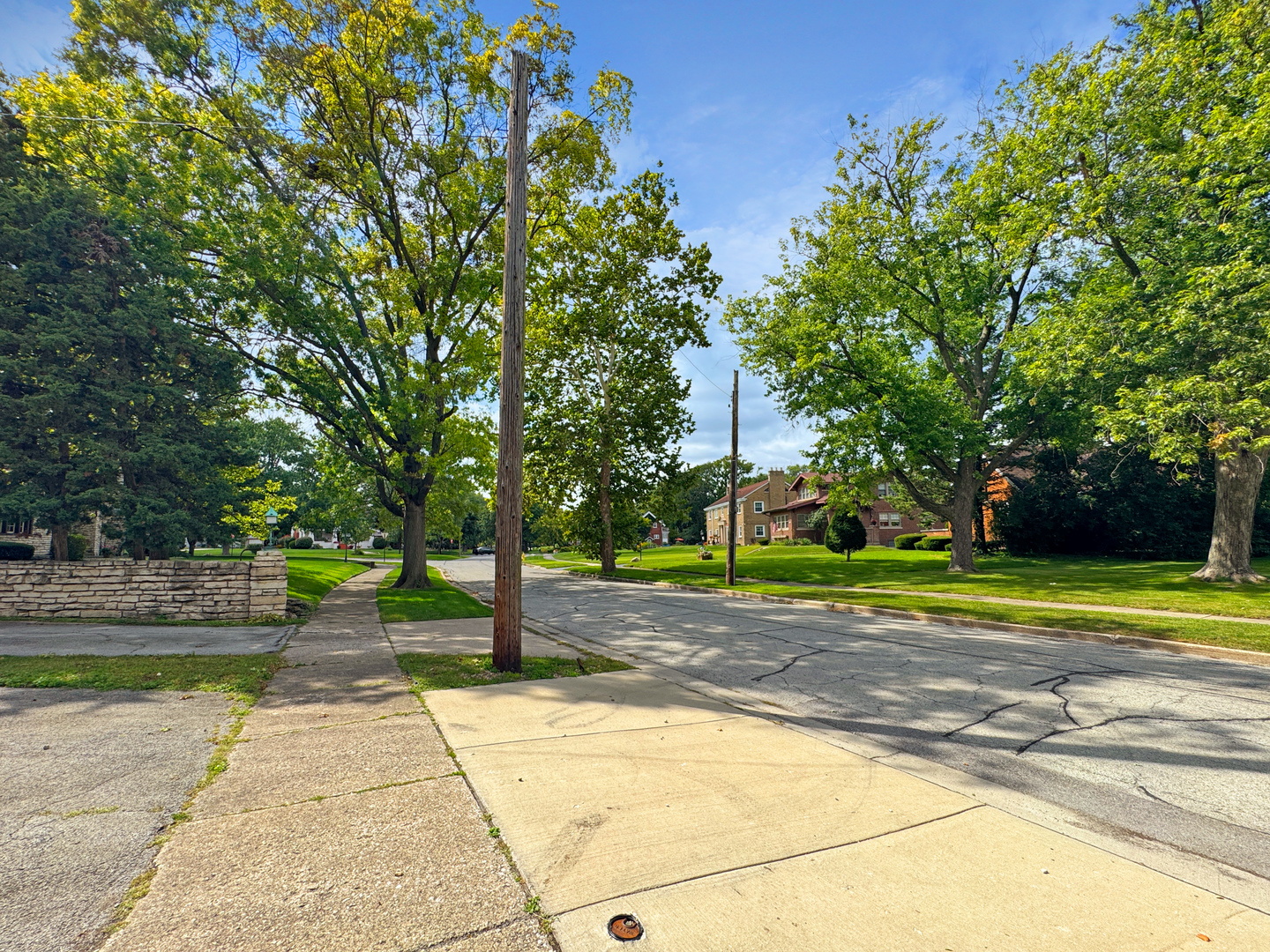 144 Country Club Road, Chicago Heights, IL 60411