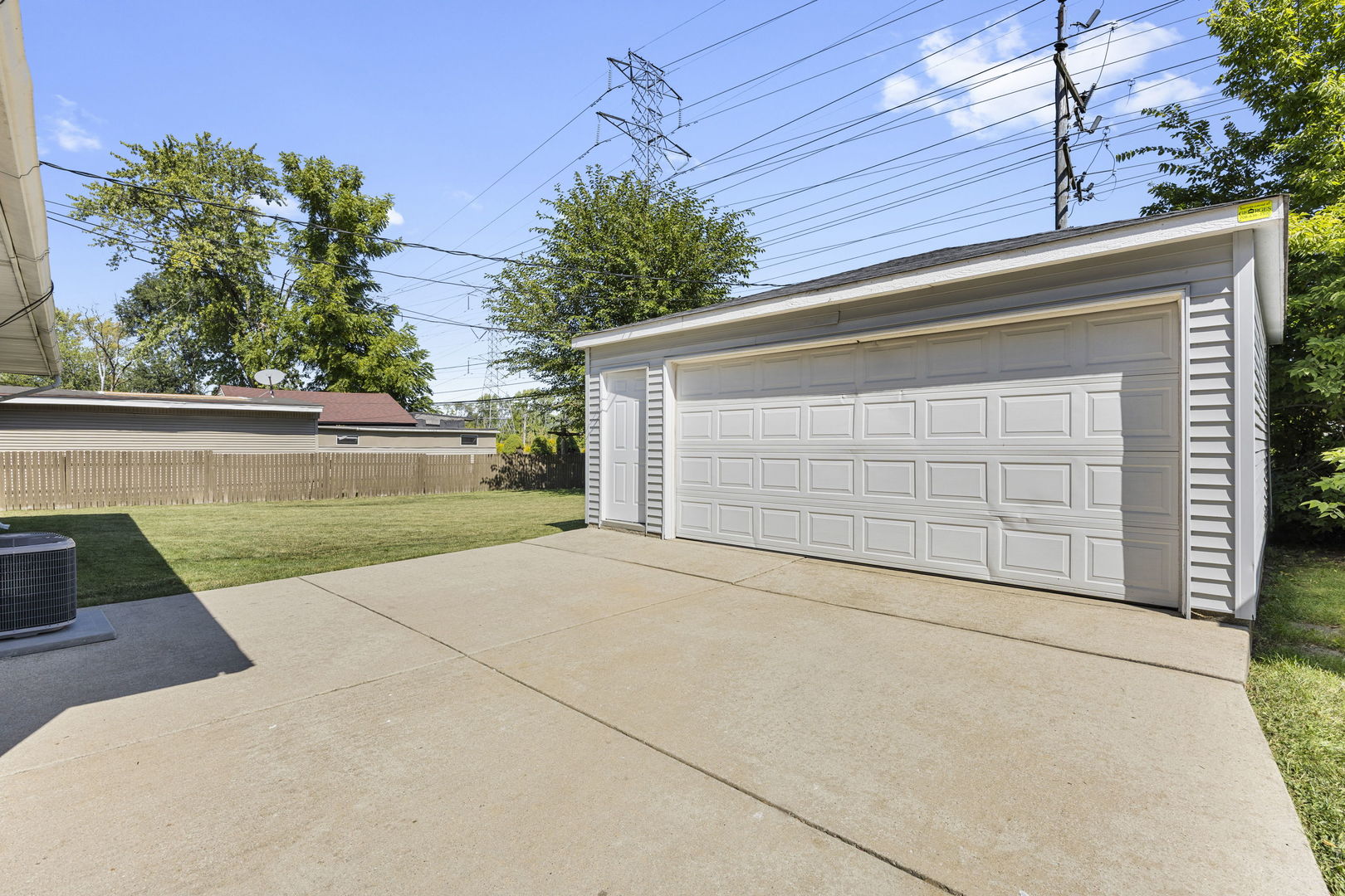 300 Notre Dame Avenue, Joliet, IL 60436