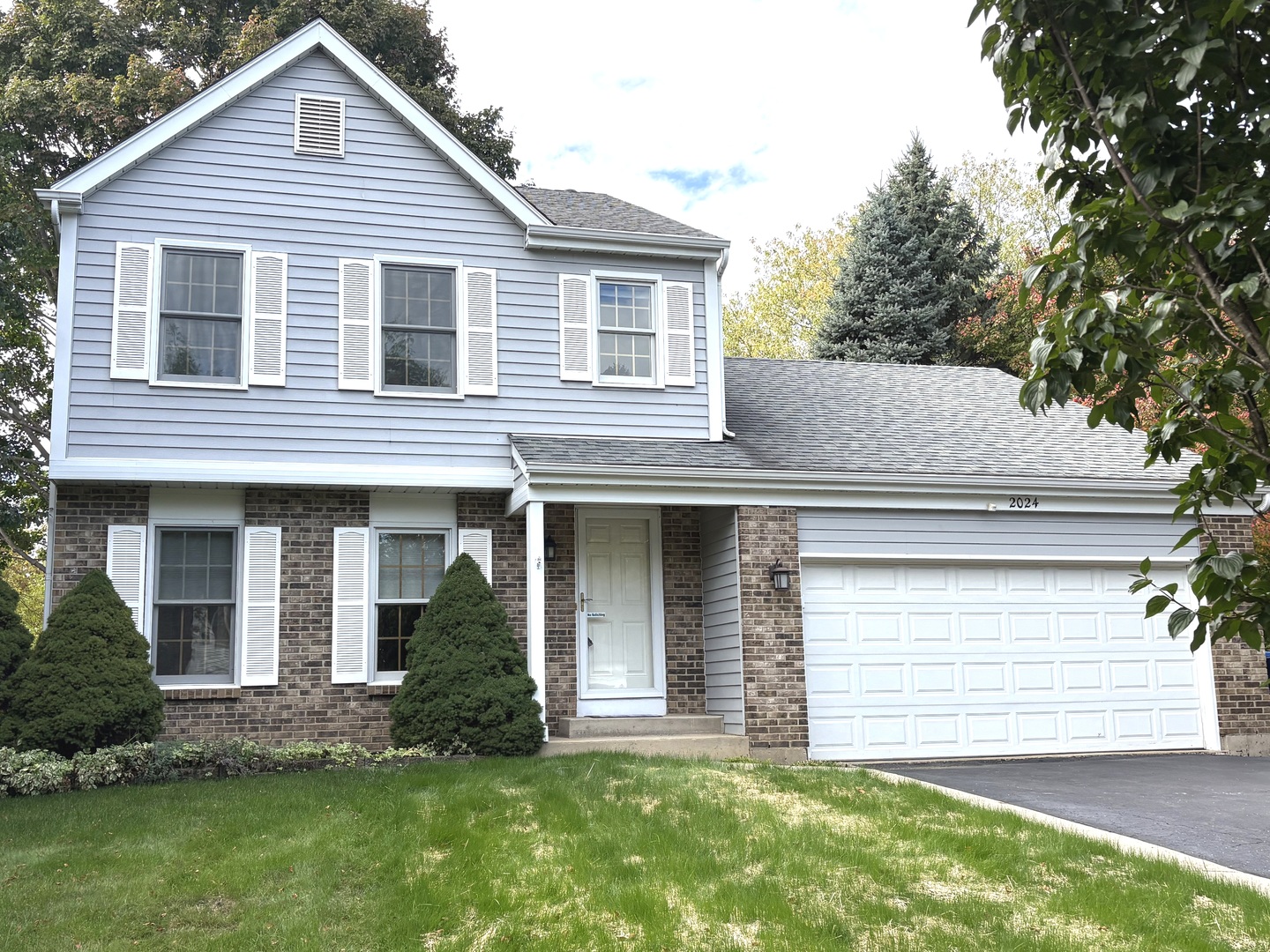 2024 Westfield Drive, Gurnee, IL 60031