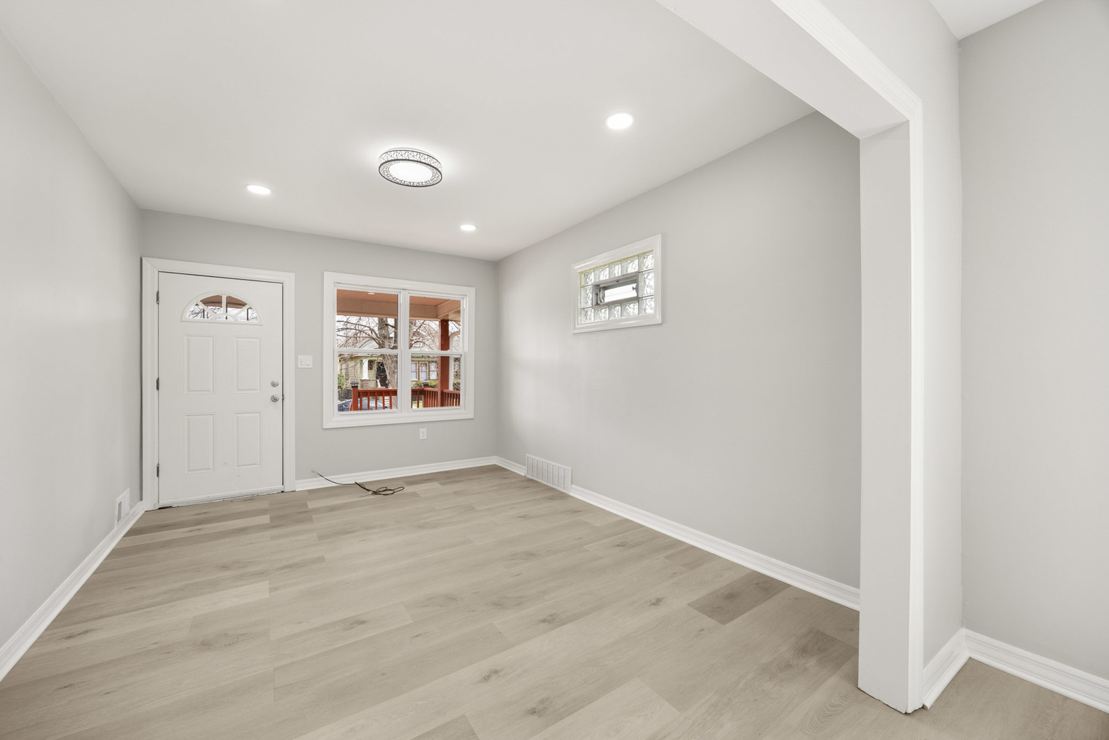 12106 S Emerald Avenue, Chicago, IL 60628