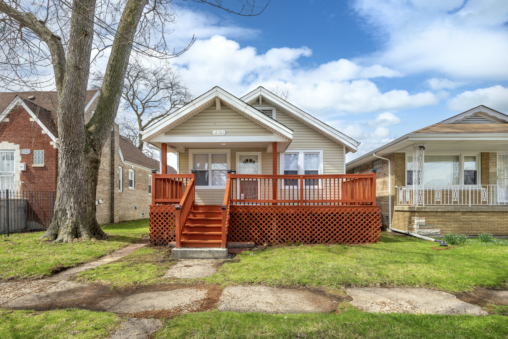 12106 S Emerald Avenue, Chicago, IL 60628