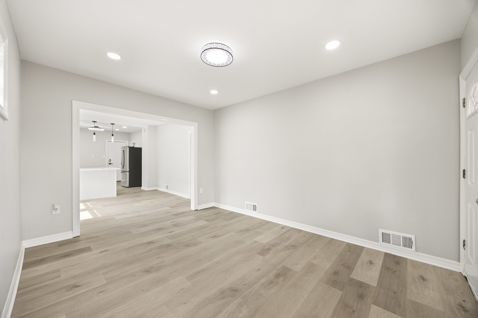 12106 S Emerald Avenue, Chicago, IL 60628