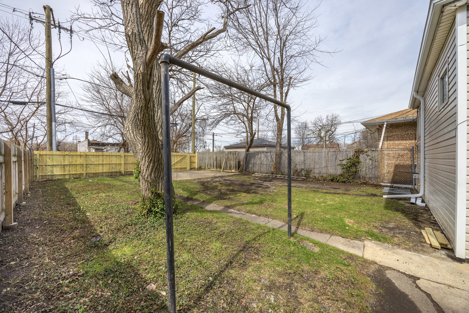 12106 S Emerald Avenue, Chicago, IL 60628