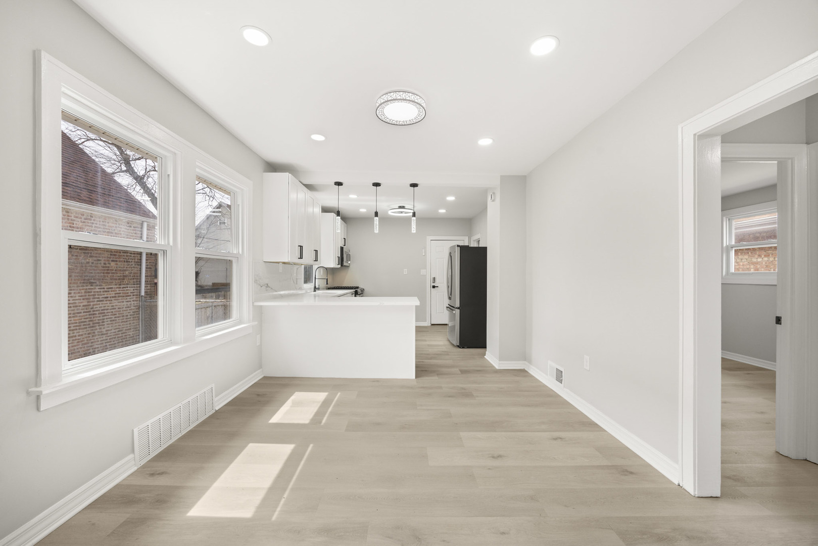 12106 S Emerald Avenue, Chicago, IL 60628