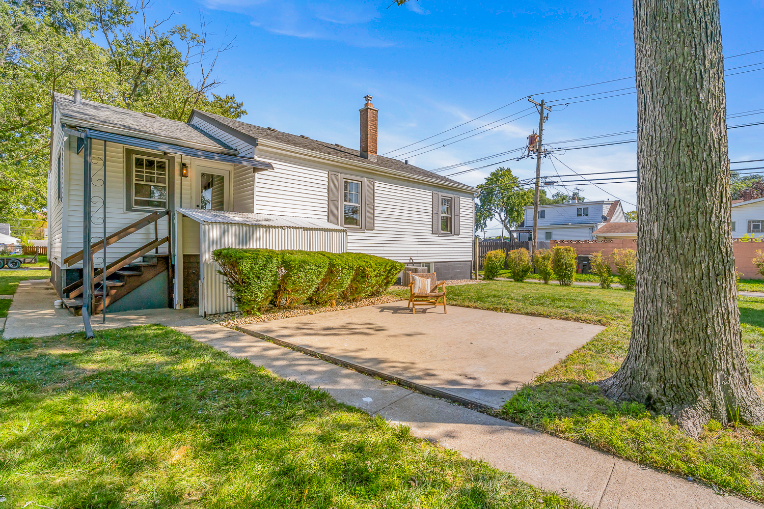 18540 Miller Drive, Lansing, IL 60438