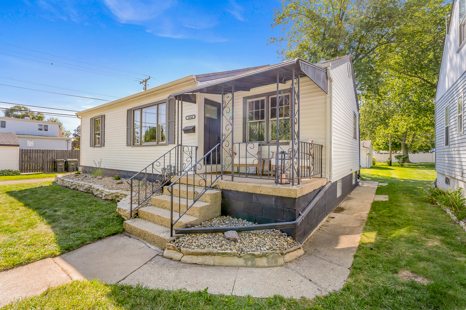 18540 Miller Drive, Lansing, IL 60438