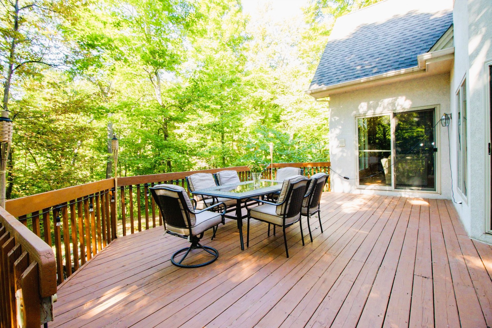 124 Ravine Lane, North Barrington, IL 60010