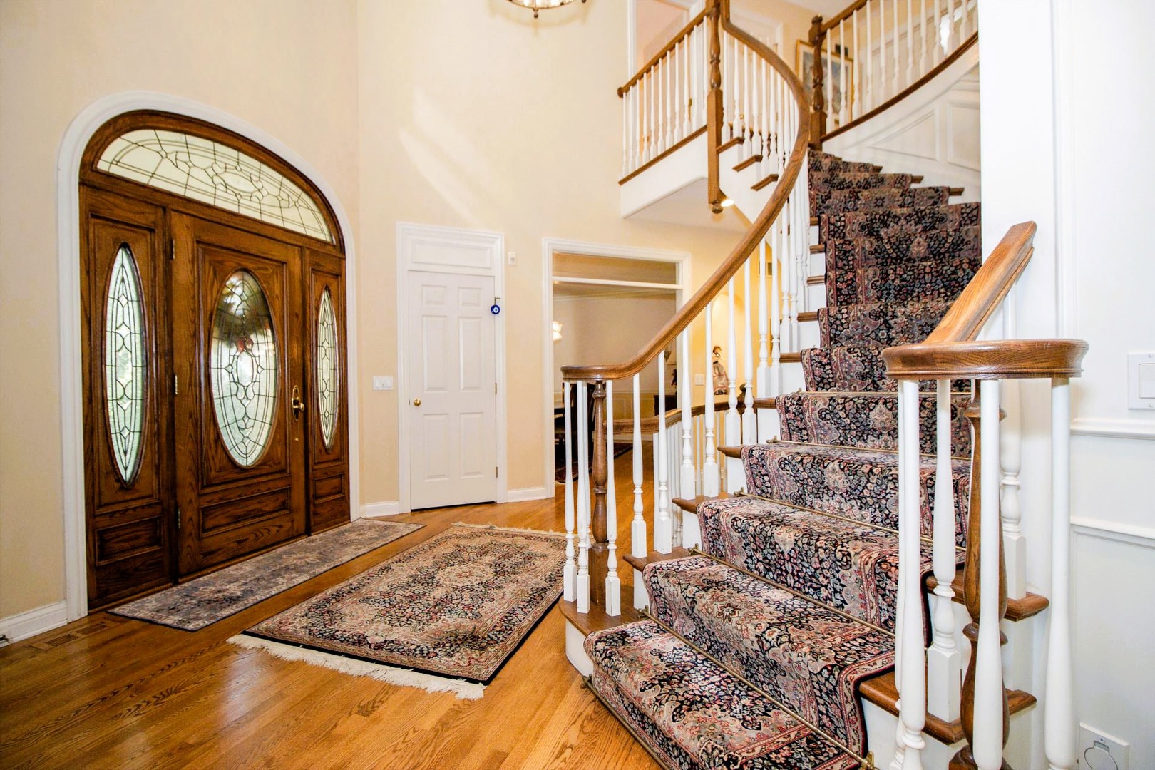 124 Ravine Lane, North Barrington, IL 60010