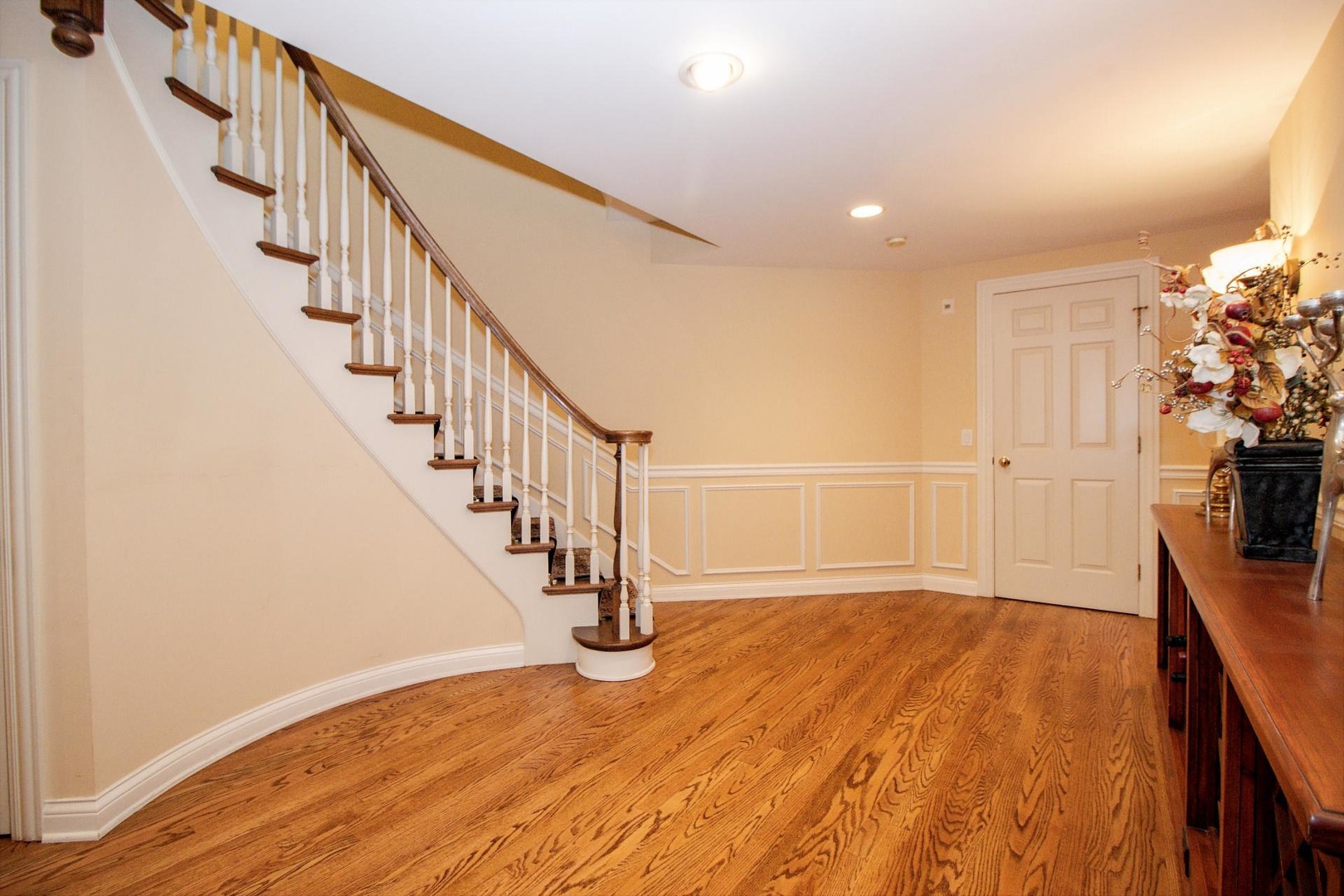 124 Ravine Lane, North Barrington, IL 60010