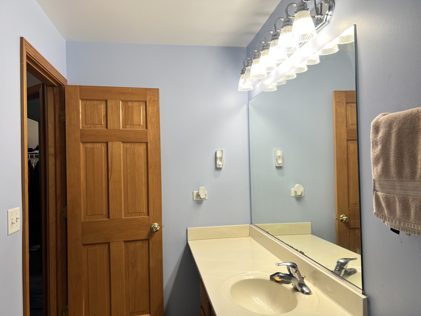 2417 Fleetwood Drive, Joliet, IL 60432