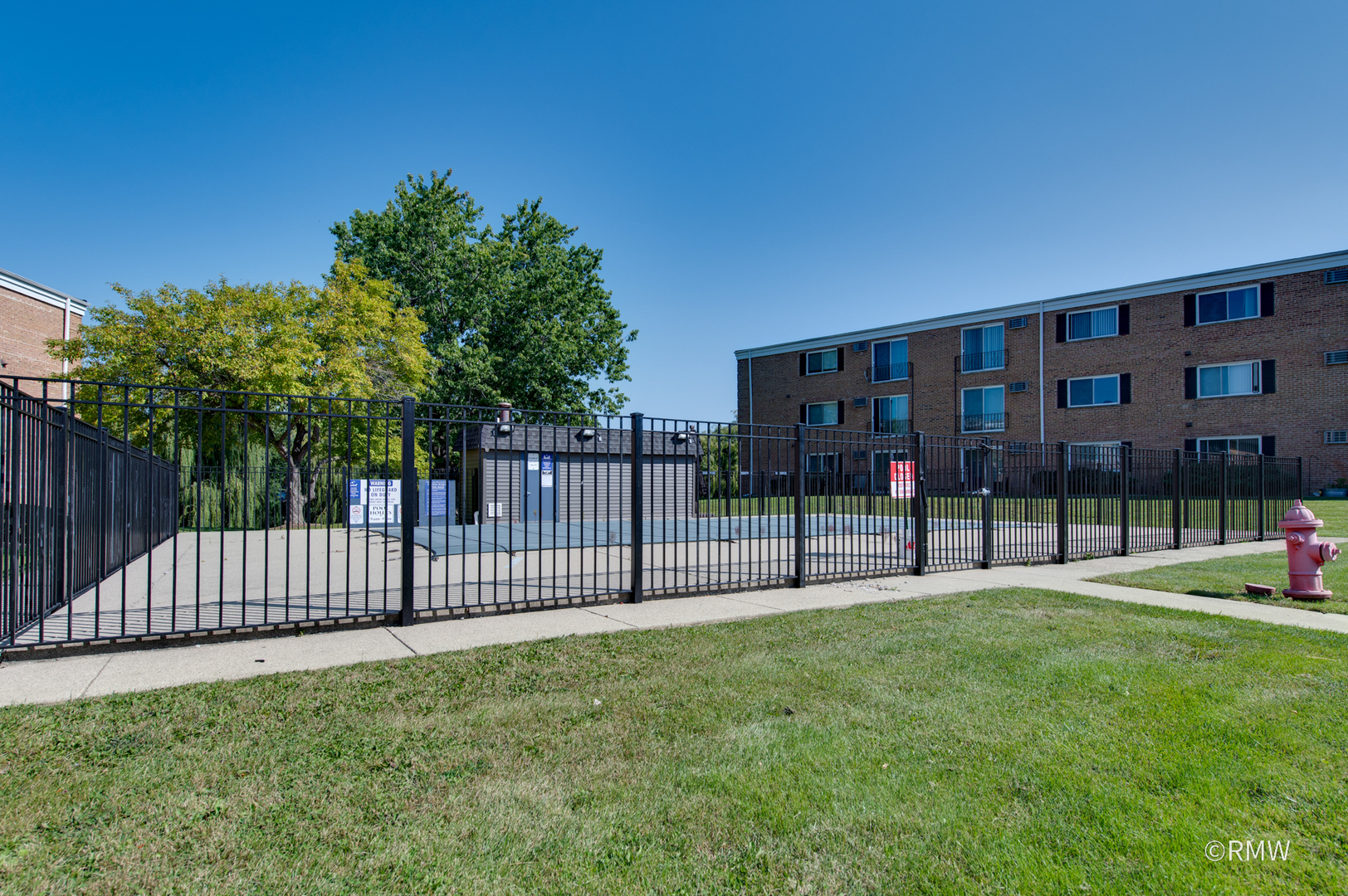 560 E Lawrence Avenue #307, Roselle, IL 60172