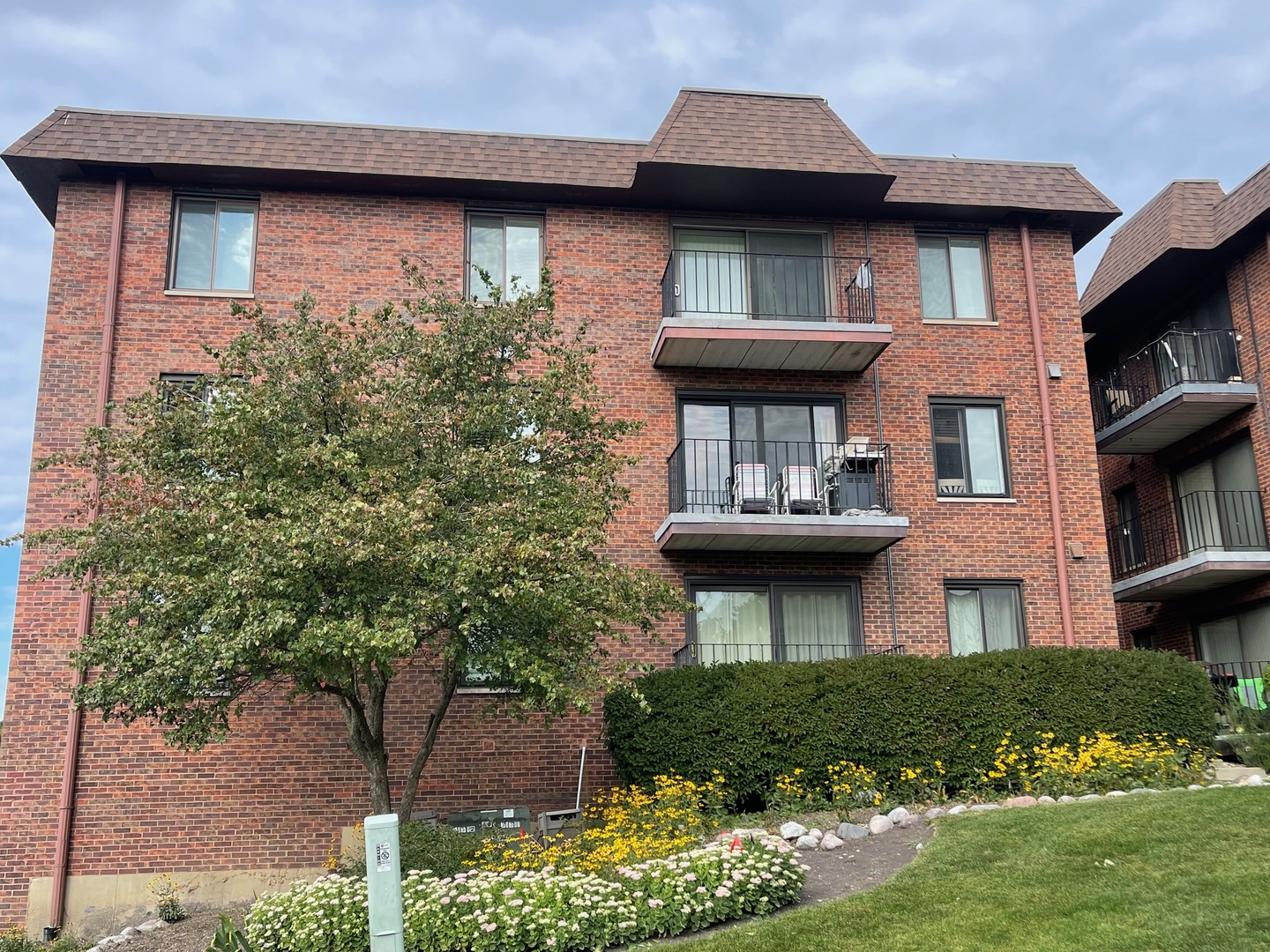 100 Clubhouse Lane #206, Lake Zurich, IL 60047