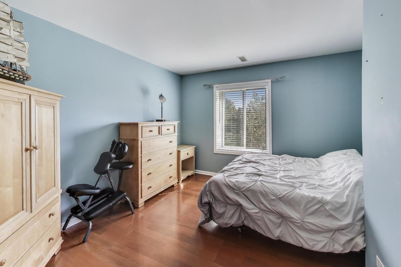 100 Clubhouse Lane #206, Lake Zurich, IL 60047