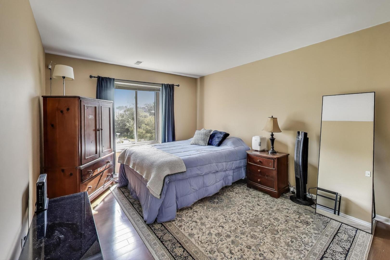 100 Clubhouse Lane #206, Lake Zurich, IL 60047