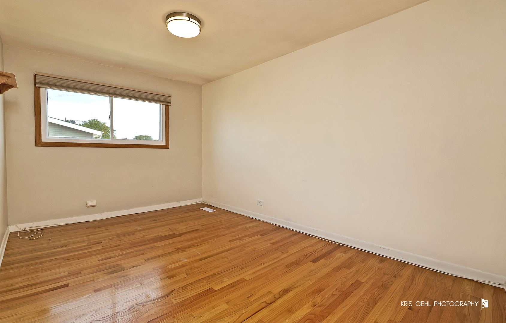 9056 N Clifton Avenue, Niles, IL 60714